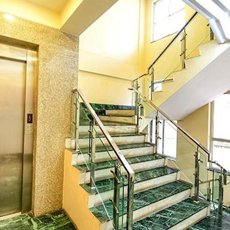 Fabhotel Stay Inn International - Nr Sealdah Station Колката Екстер'єр фото