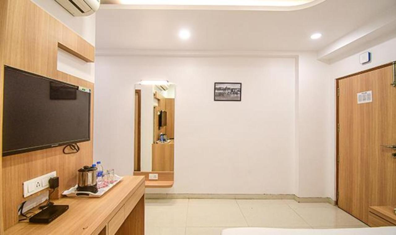 Fabhotel Stay Inn International - Nr Sealdah Station Колката Екстер'єр фото